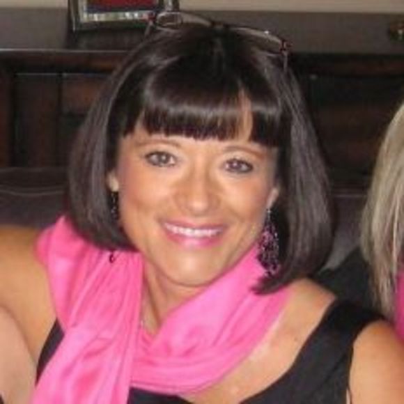 Meet your Posher, Gina - Picture 1 of 3